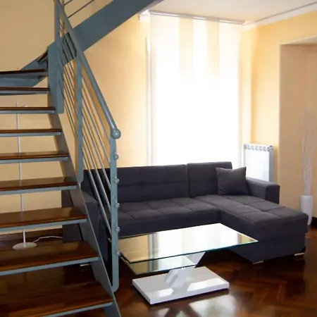 Malies Bed & Breakfast 3*